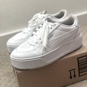 Women’s Puma Cali Court Size 7.5